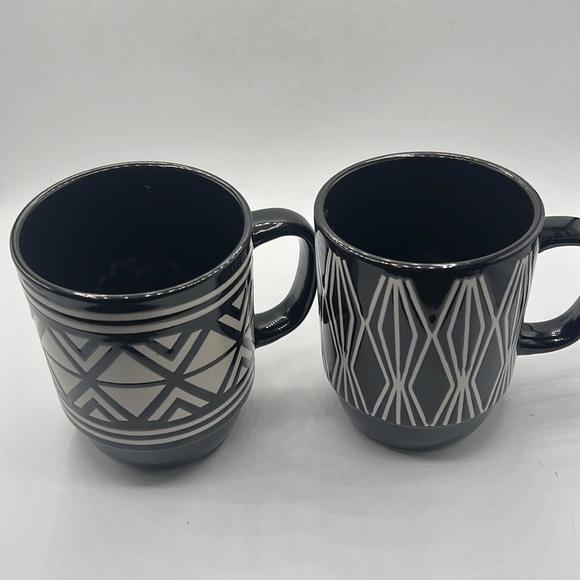 Boston Warehouse Mug Set of 2 - Picture 2 of 5